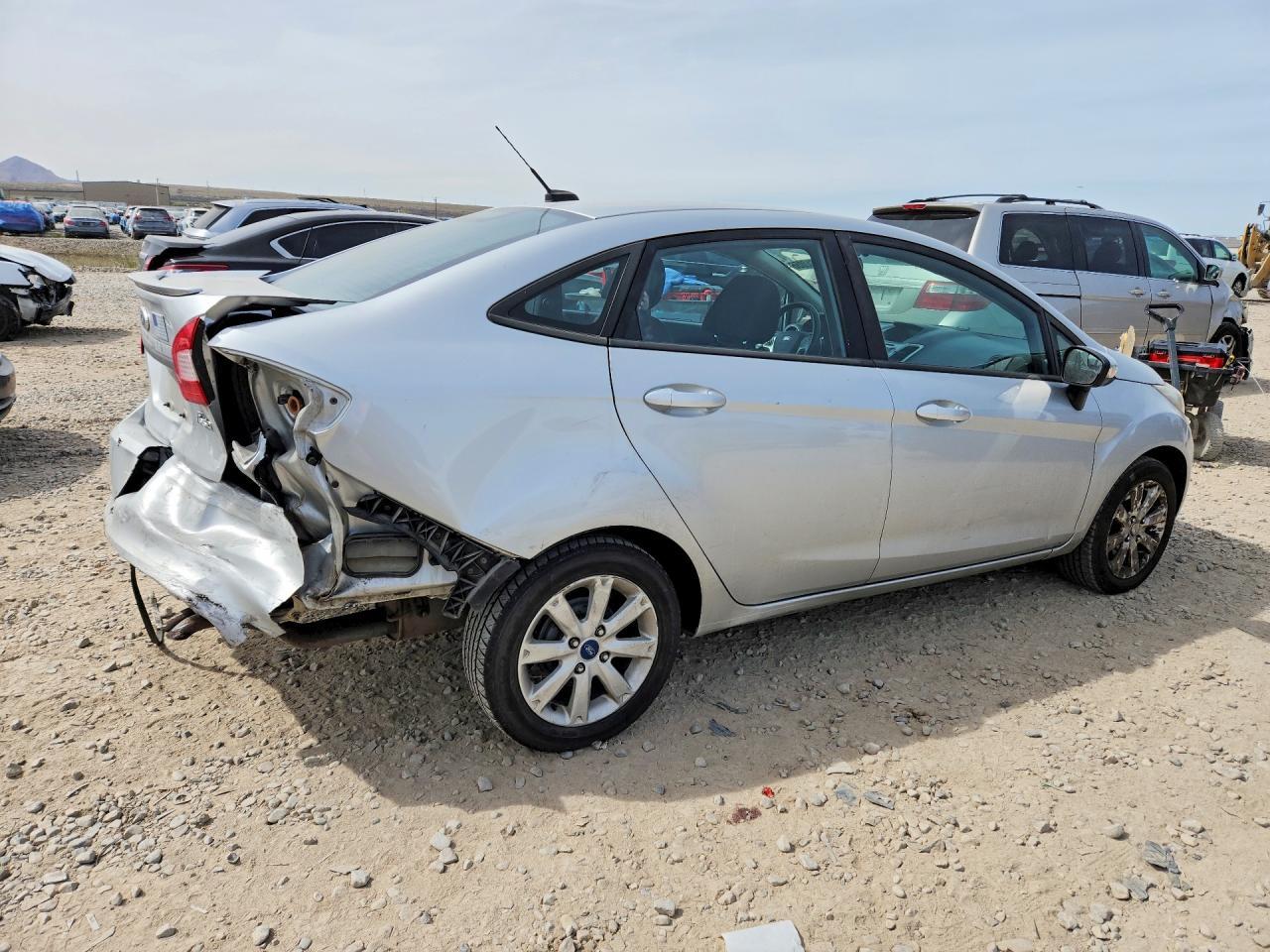 2013 FORD Fiesta