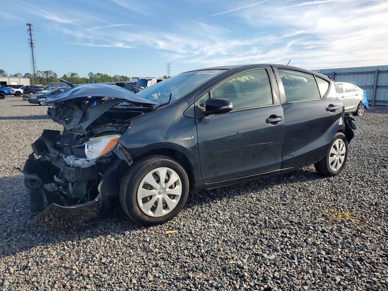 2012 TOYOTA Prius c