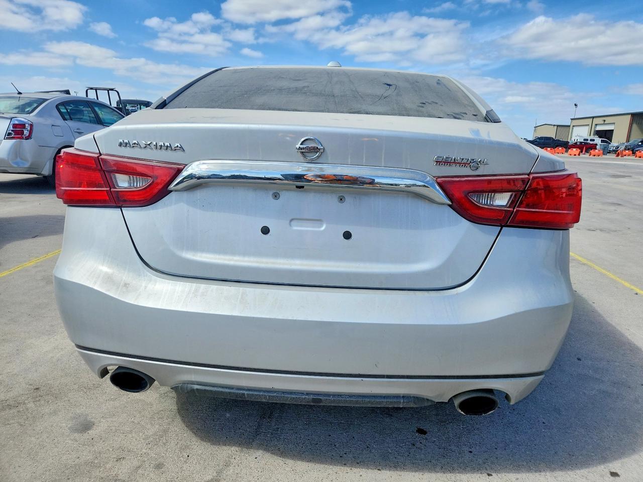 2018 NISSAN Maxima