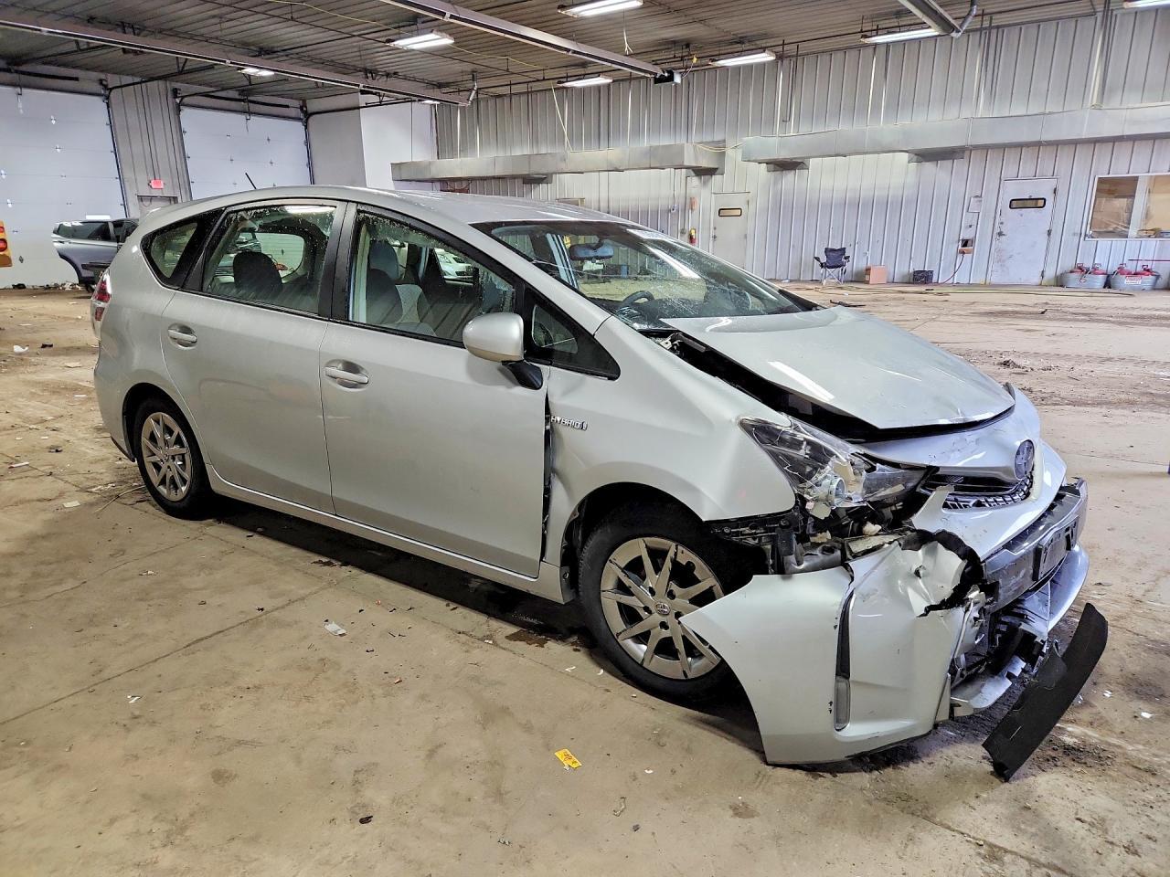 2015 TOYOTA PRIUS V