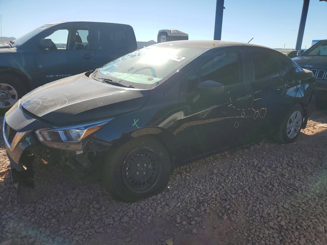 2020 NISSAN VERSA
