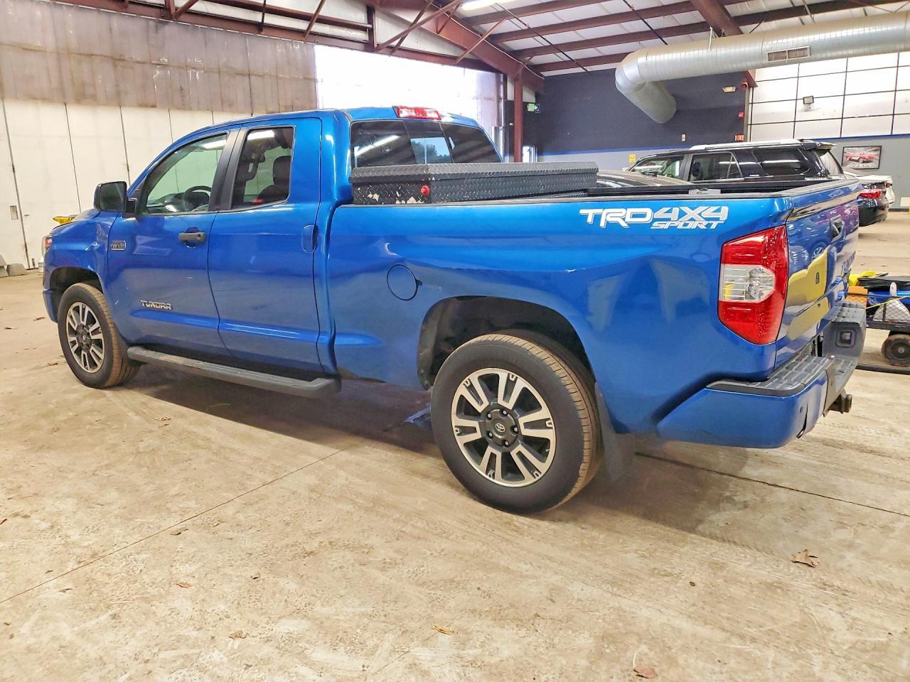 2018 TOYOTA TUNDRA