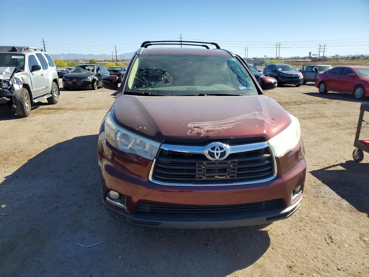 2014 TOYOTA HIGHLANDER