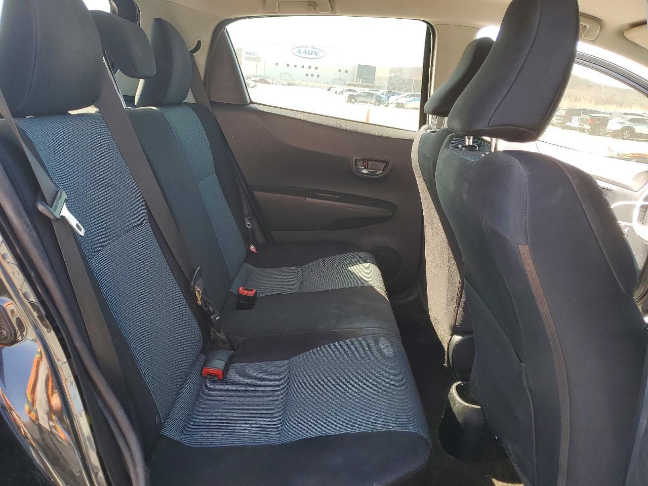 2012 TOYOTA YARIS