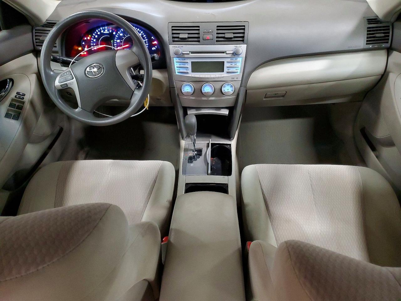 2011 TOYOTA CAMRY