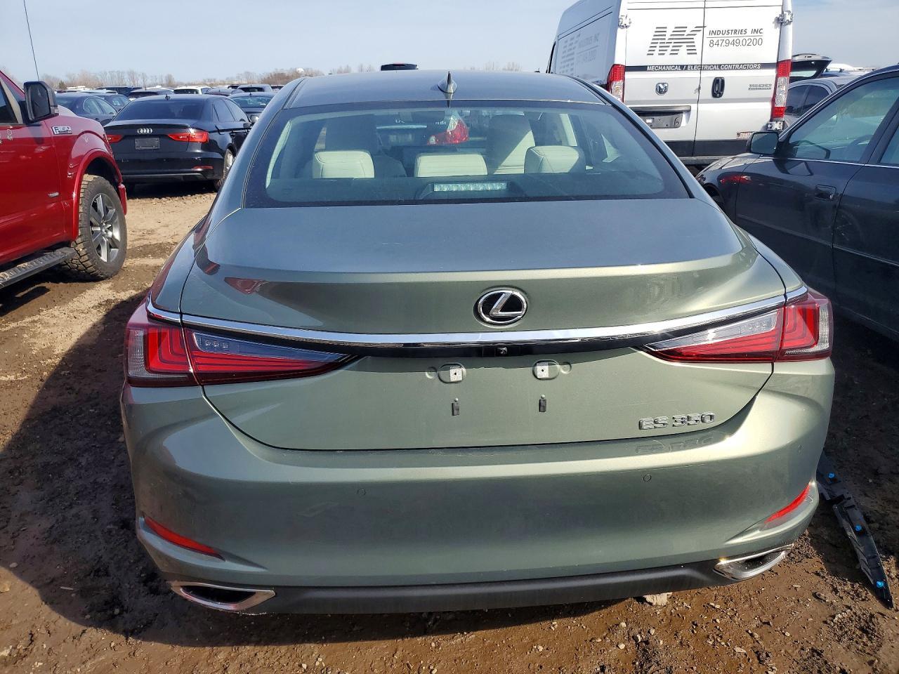 2025 LEXUS ES 350
