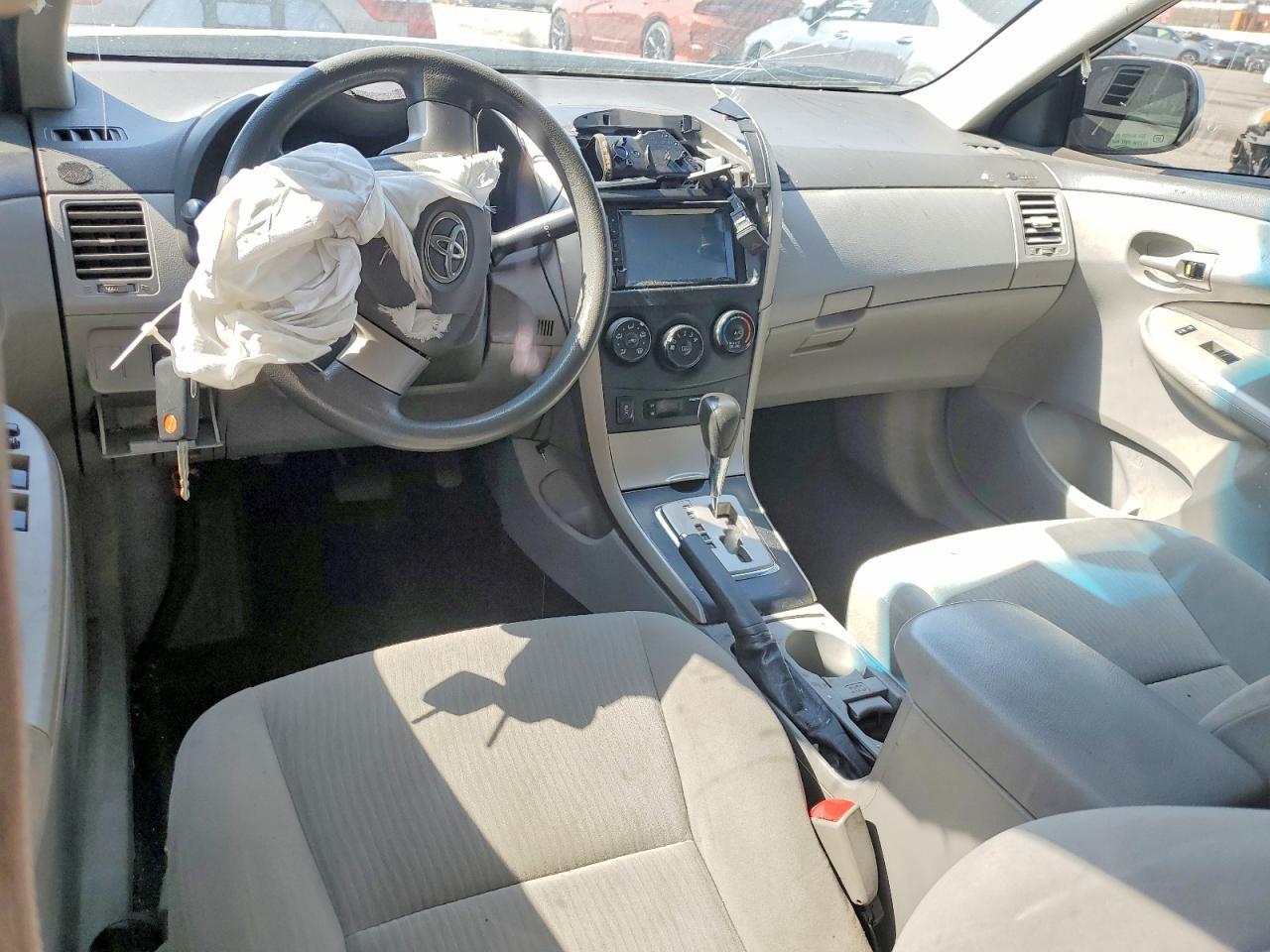 2010 TOYOTA Cor