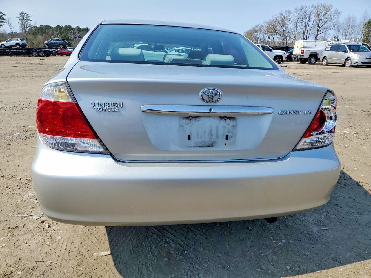 2005 TOYOTA CAMRY