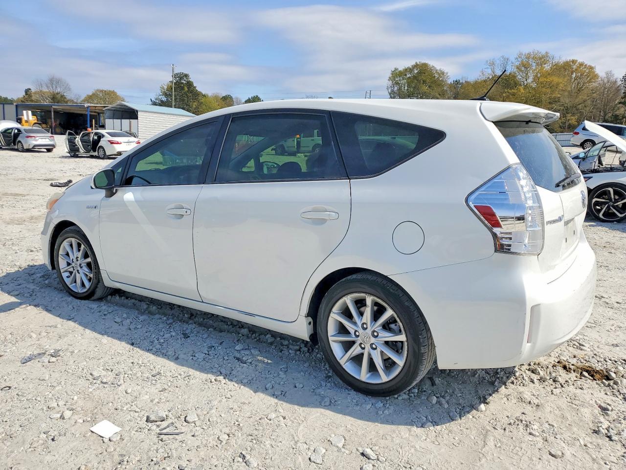 2013 TOYOTA PRIUS V