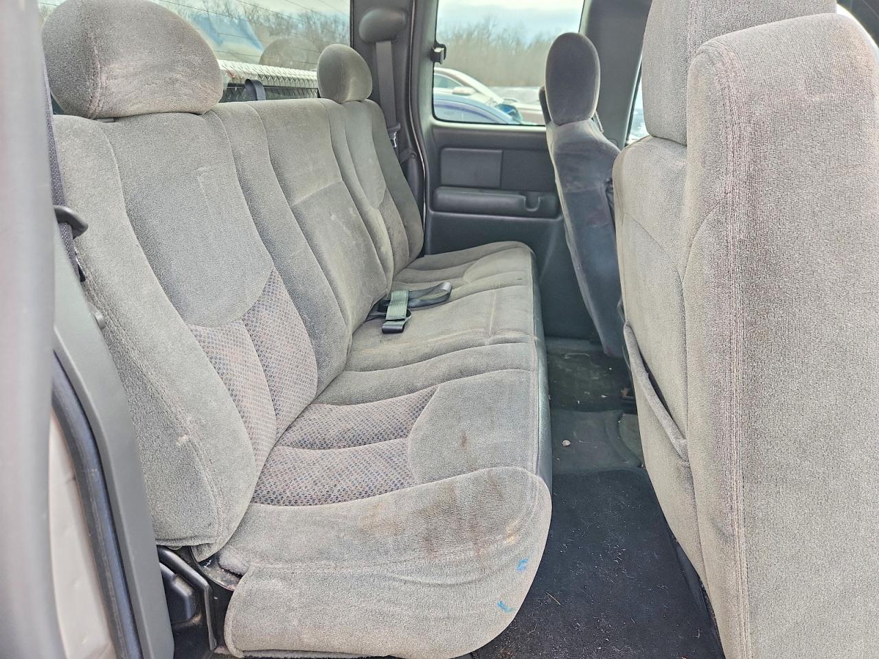 2004 CHEVROLET Silverado