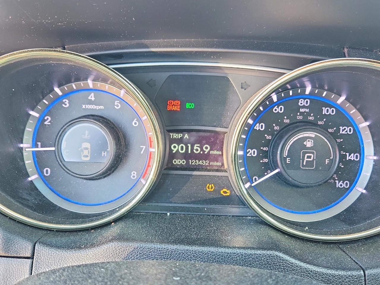 2012 HYUNDAI SONATA