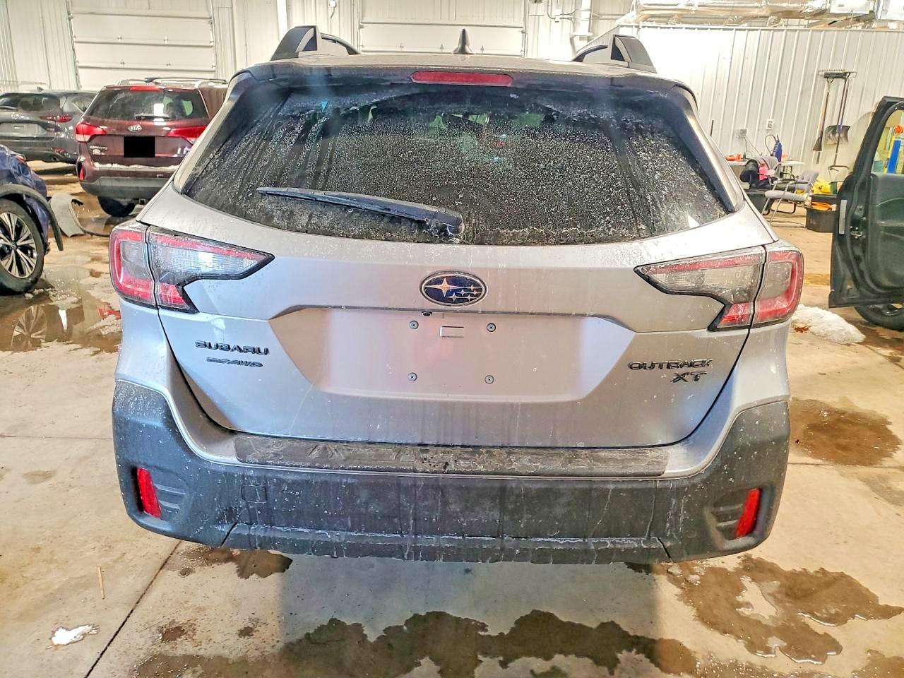 2021 SUBARU Outback