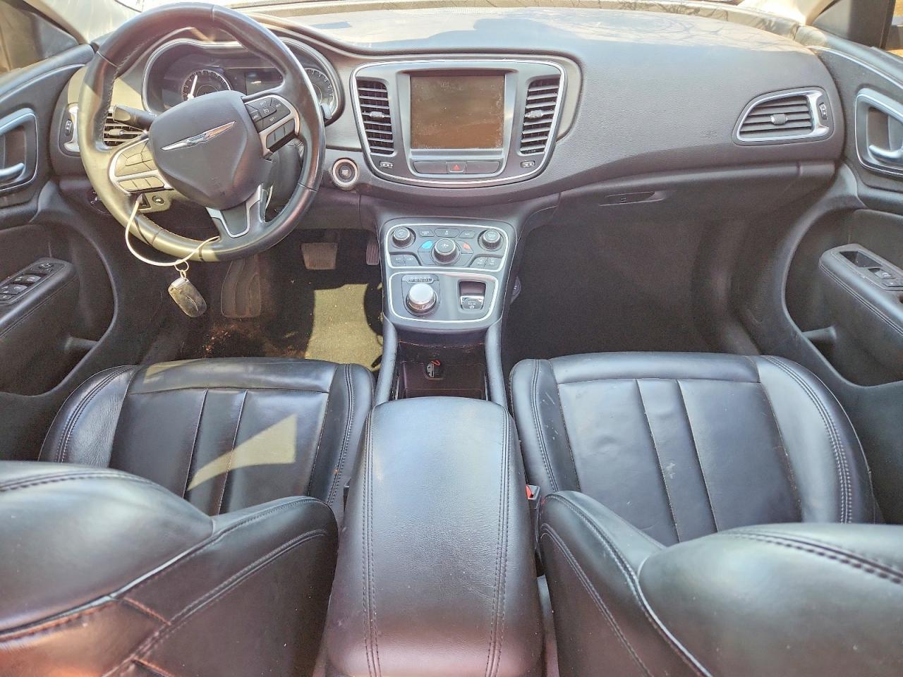 2017 CHRYSLER 200