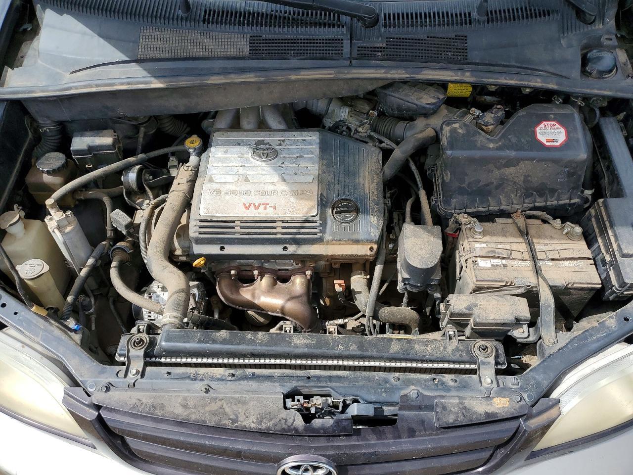 2001 TOYOTA SIENNA