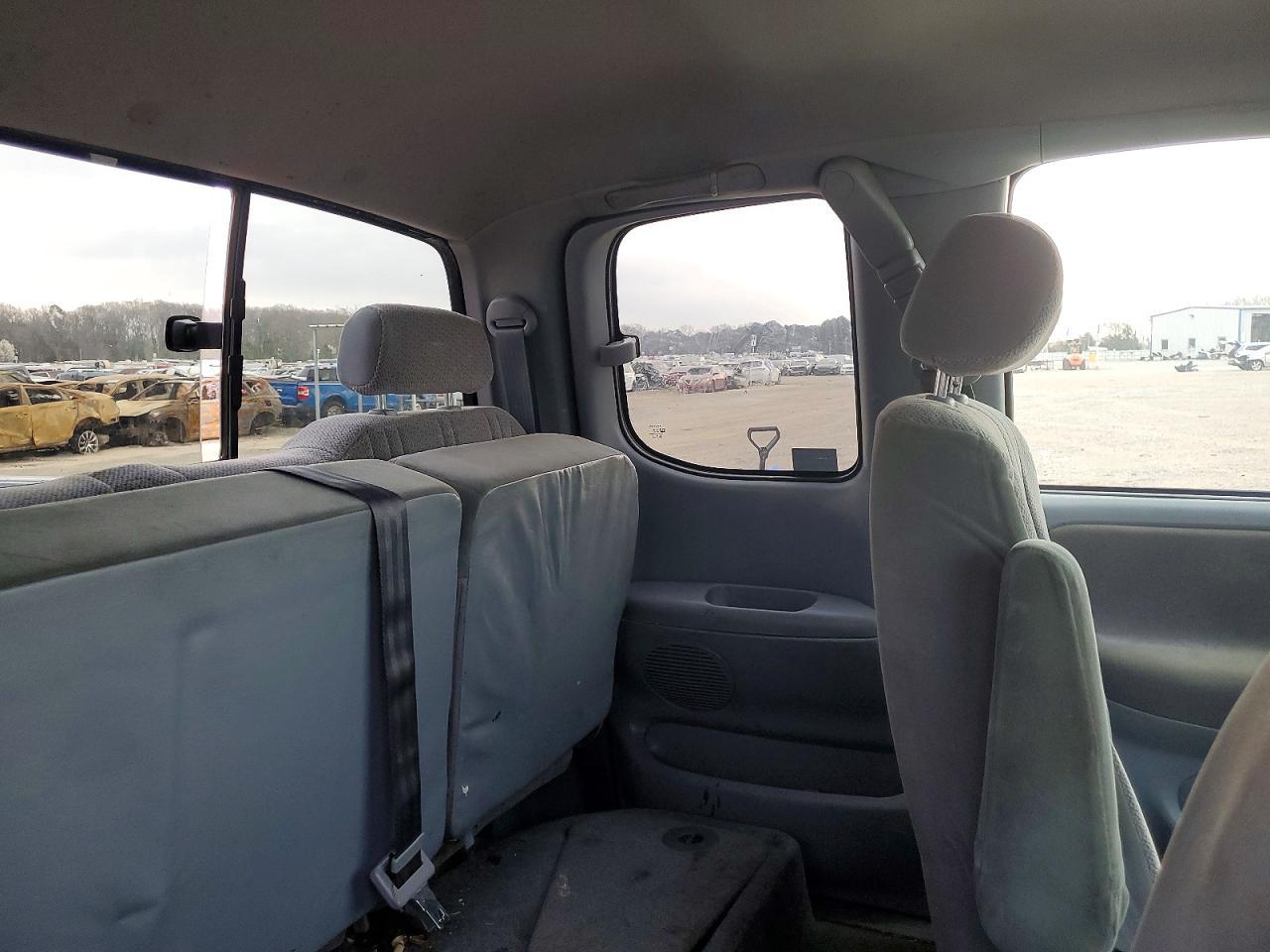 2000 TOYOTA TUNDRA