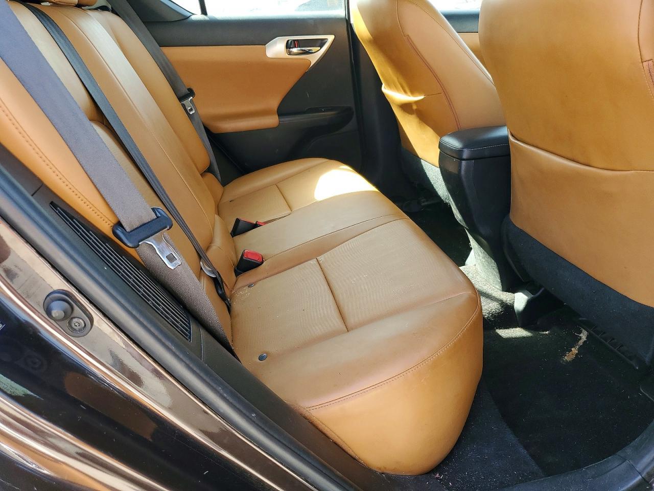 2013 LEXUS CT 200H