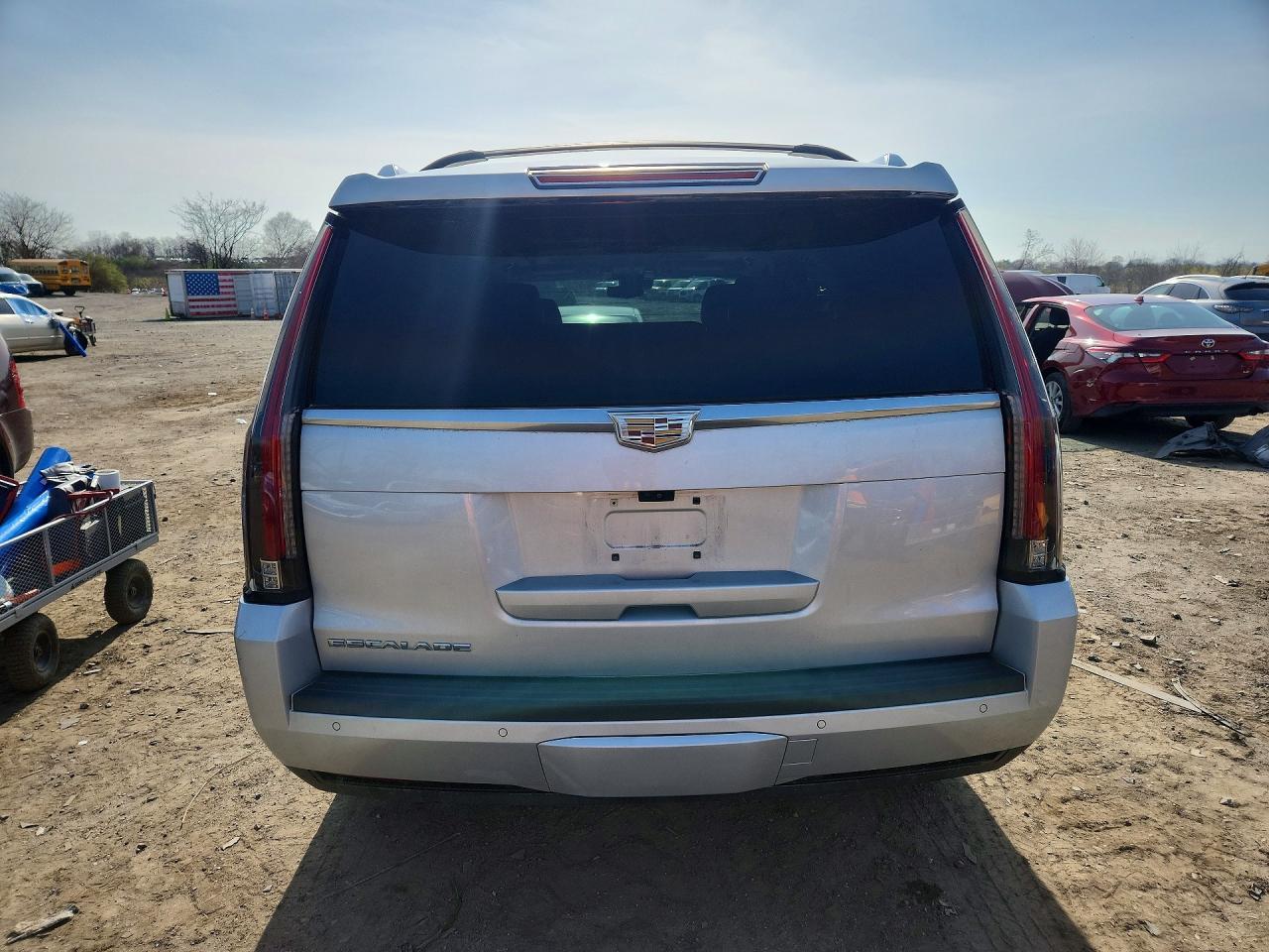 2017 CADILLAC ESCALADE