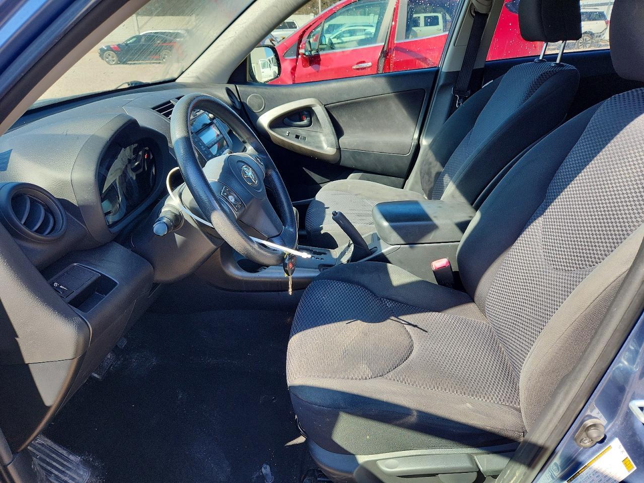 2011 TOYOTA RAV4