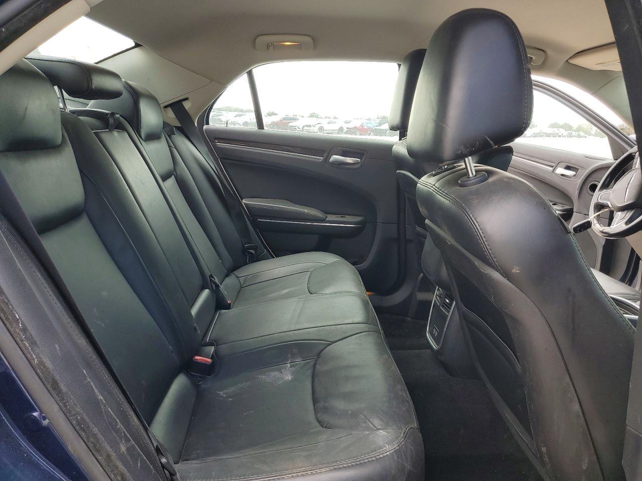 2015 CHRYSLER 300