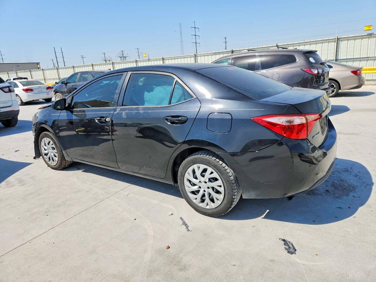 2018 TOYOTA COROLLA