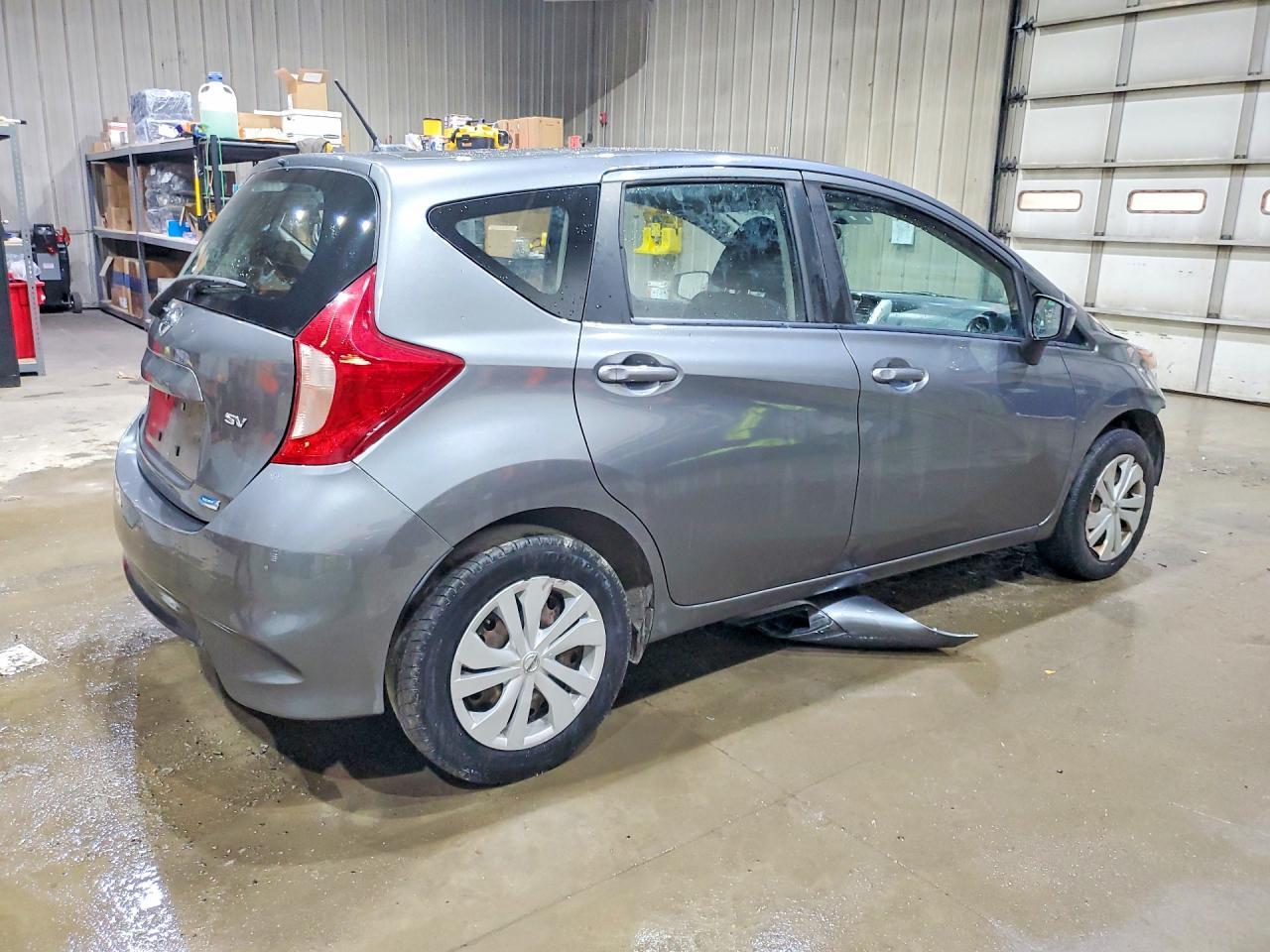 2017 NISSAN Versa Note