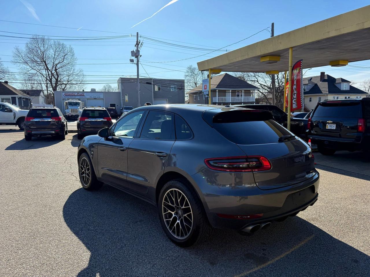 2015 PORSCHE Macan