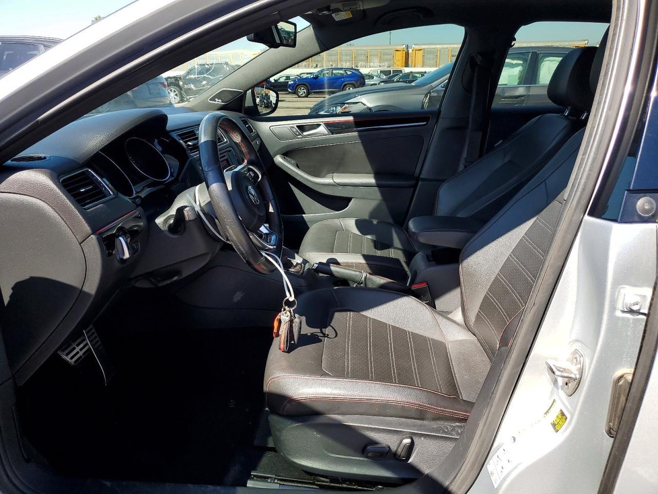 2016 VOLKSWAGEN JETTA