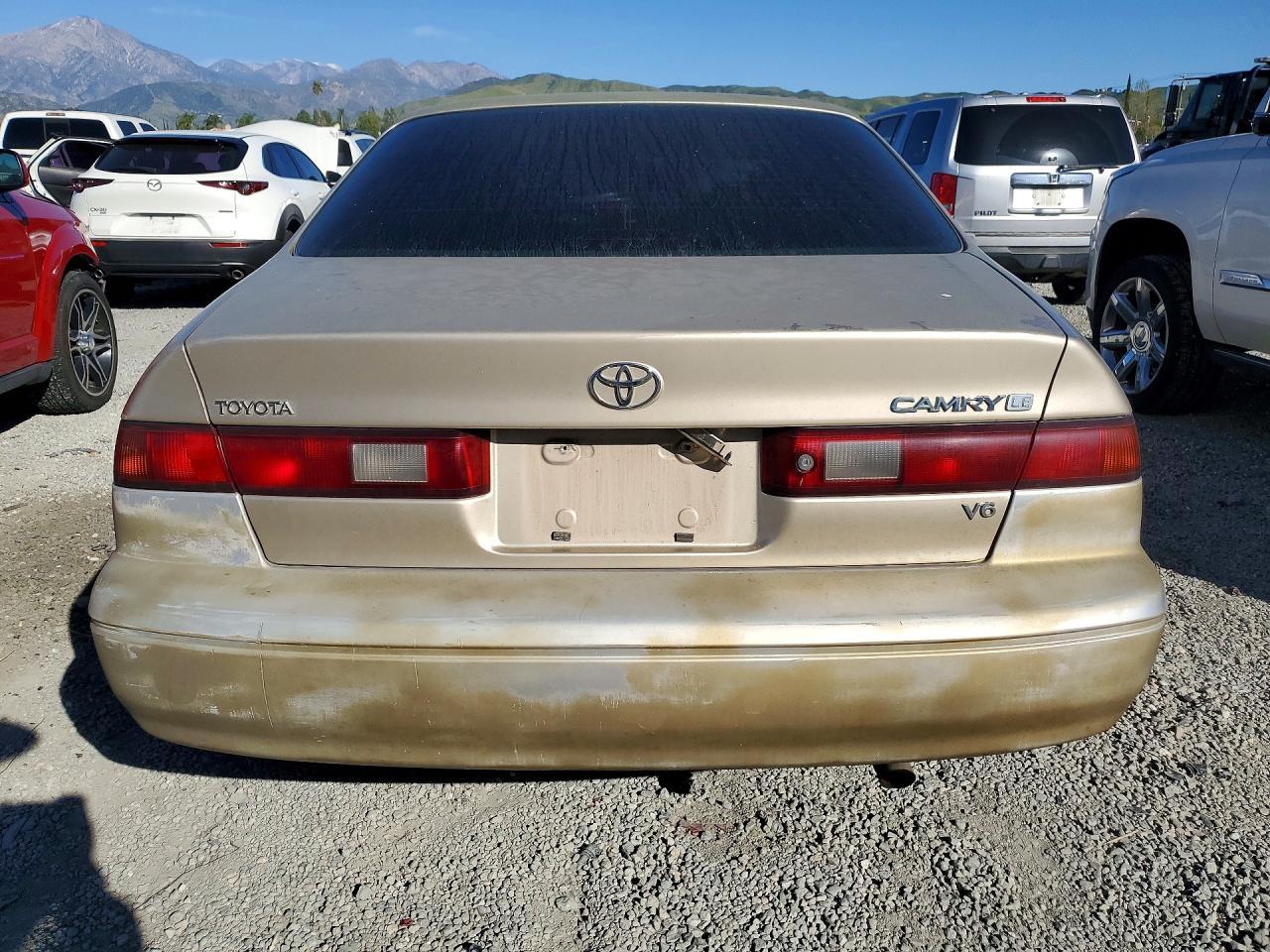 1998 TOYOTA CAMRY