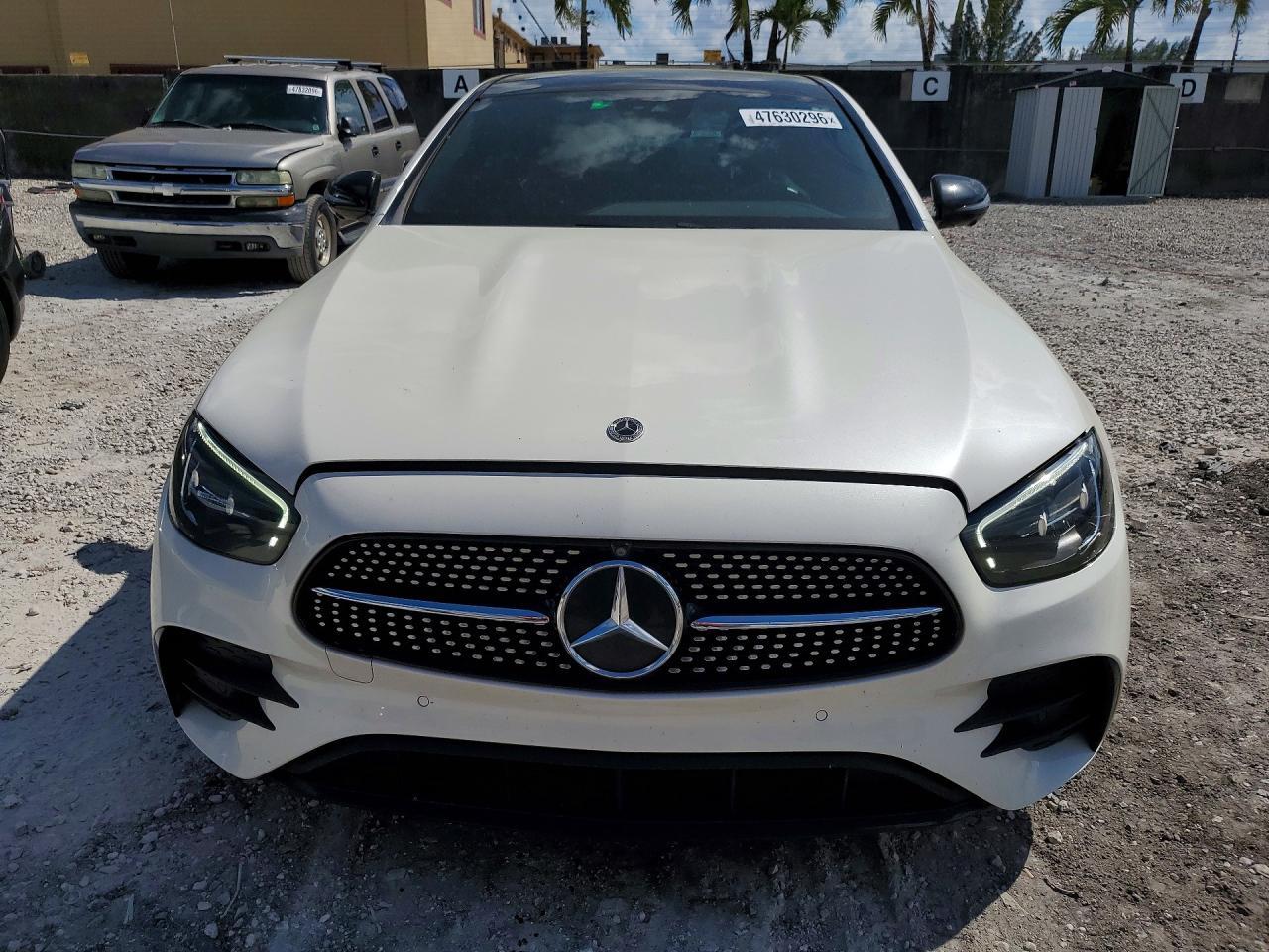 2022 MERCEDES-BENZ E-Class