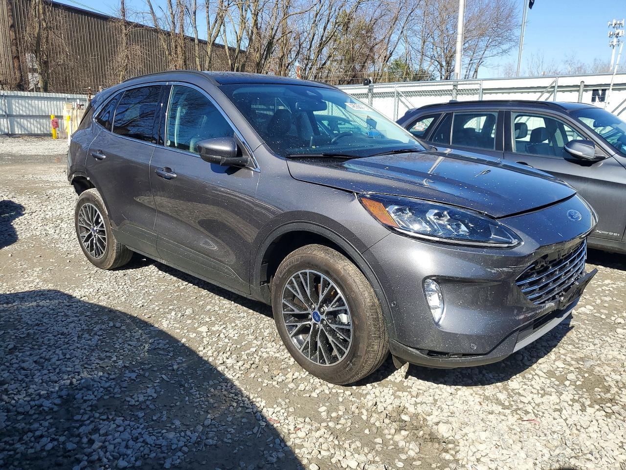 2022 FORD ESCAPE