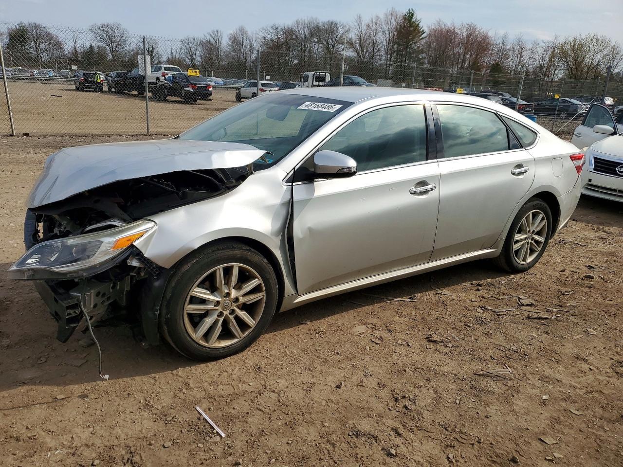 2013 TOYOTA Avalon