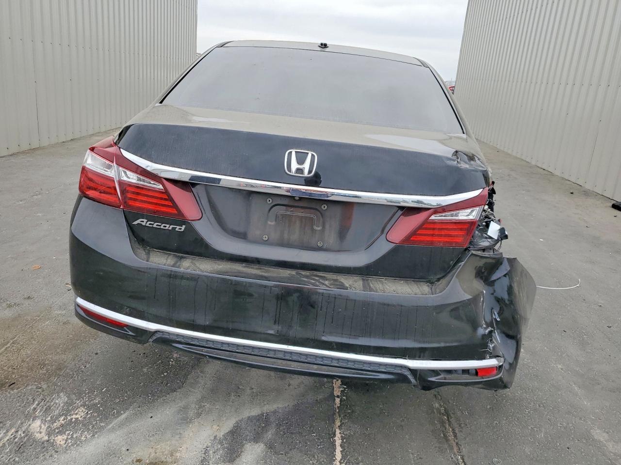 2017 HONDA ACCORD