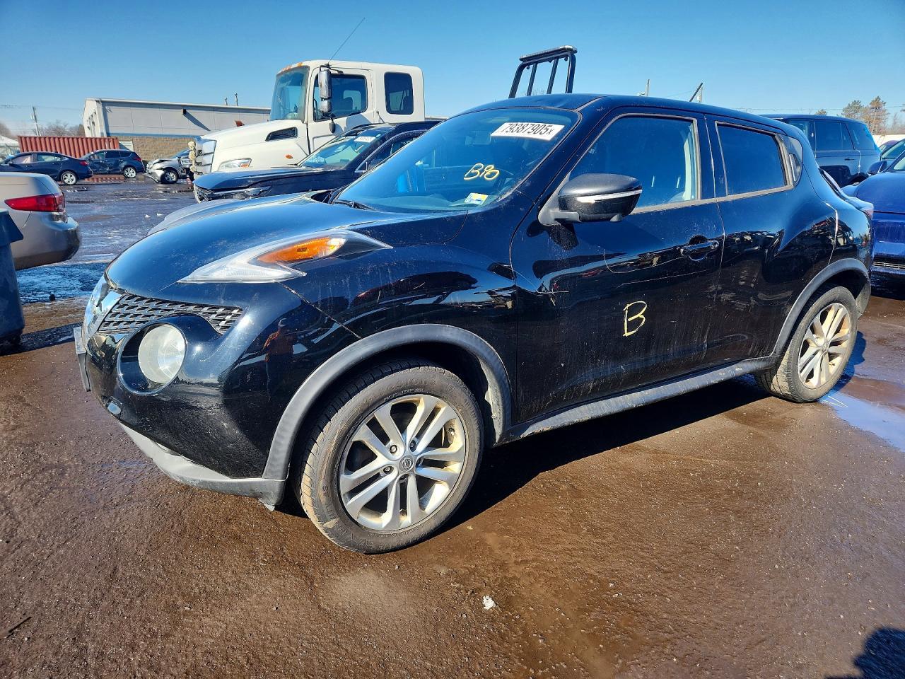 2015 NISSAN Juke