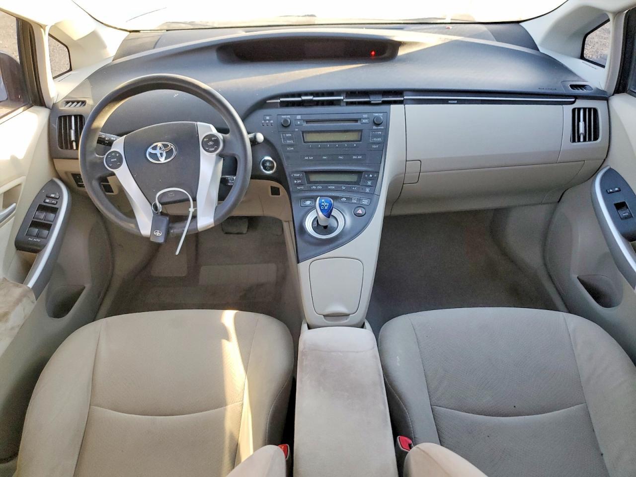 2010 TOYOTA PRIUS