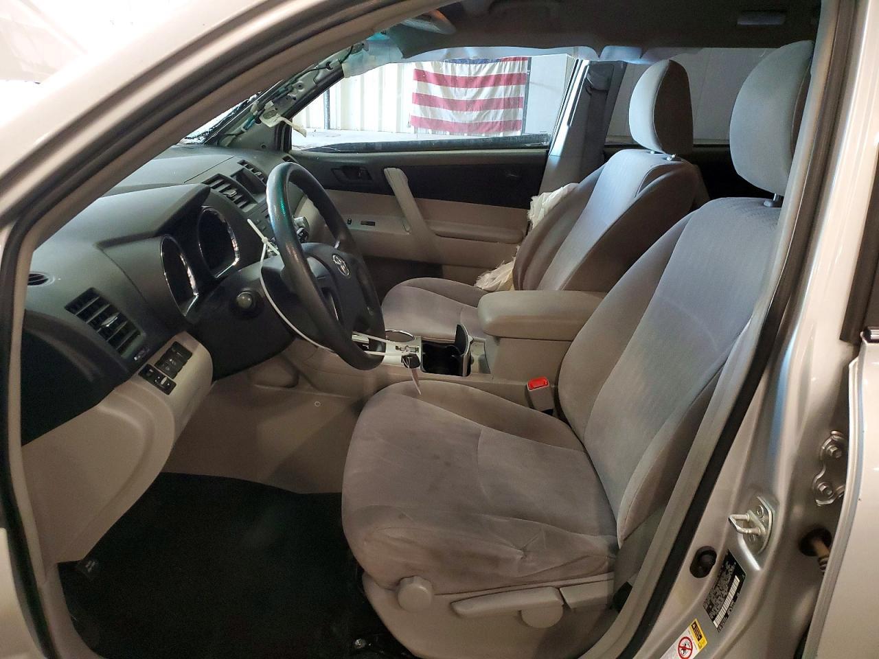 2011 TOYOTA HIGHLANDER