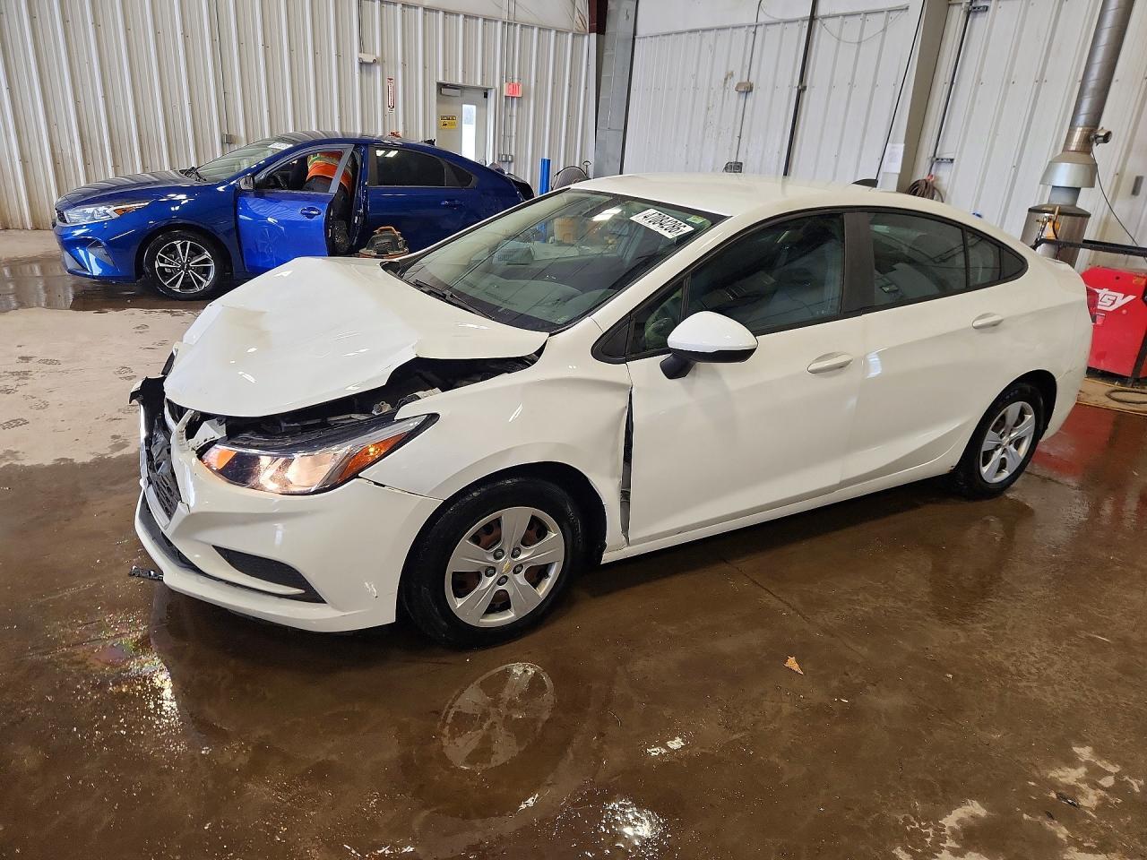 2016 CHEVROLET CRUZE