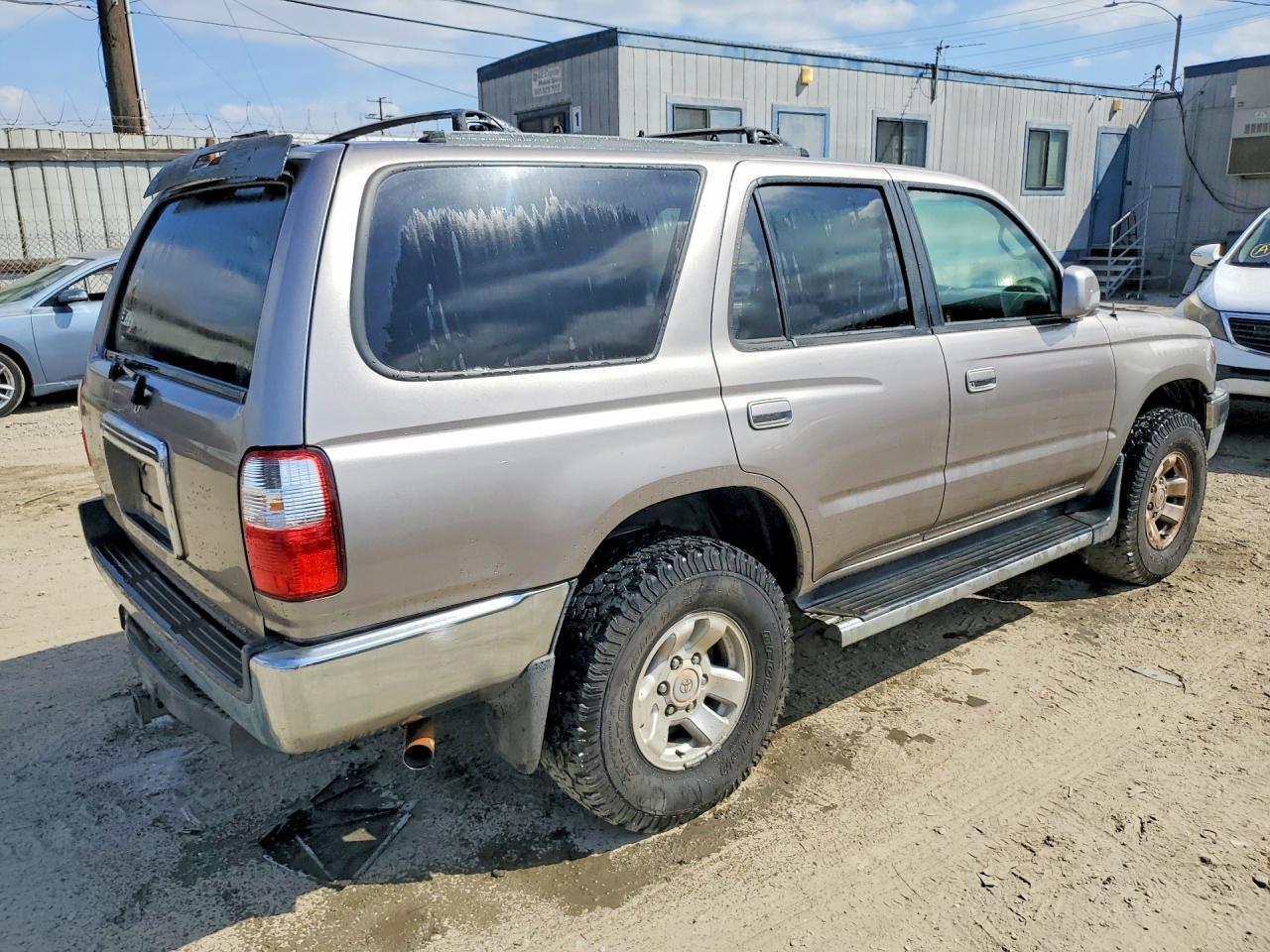 2002 TOYOTA 4Runner