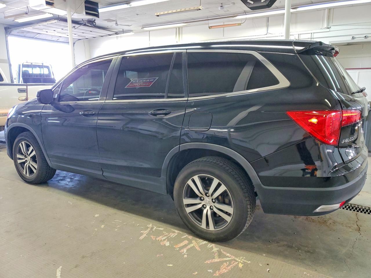 2017 HONDA PILOT