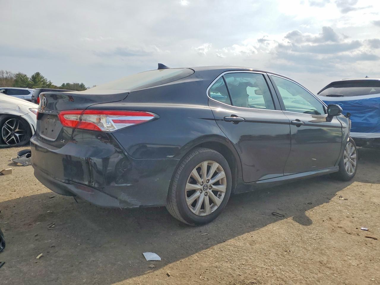 2019 TOYOTA CAMRY