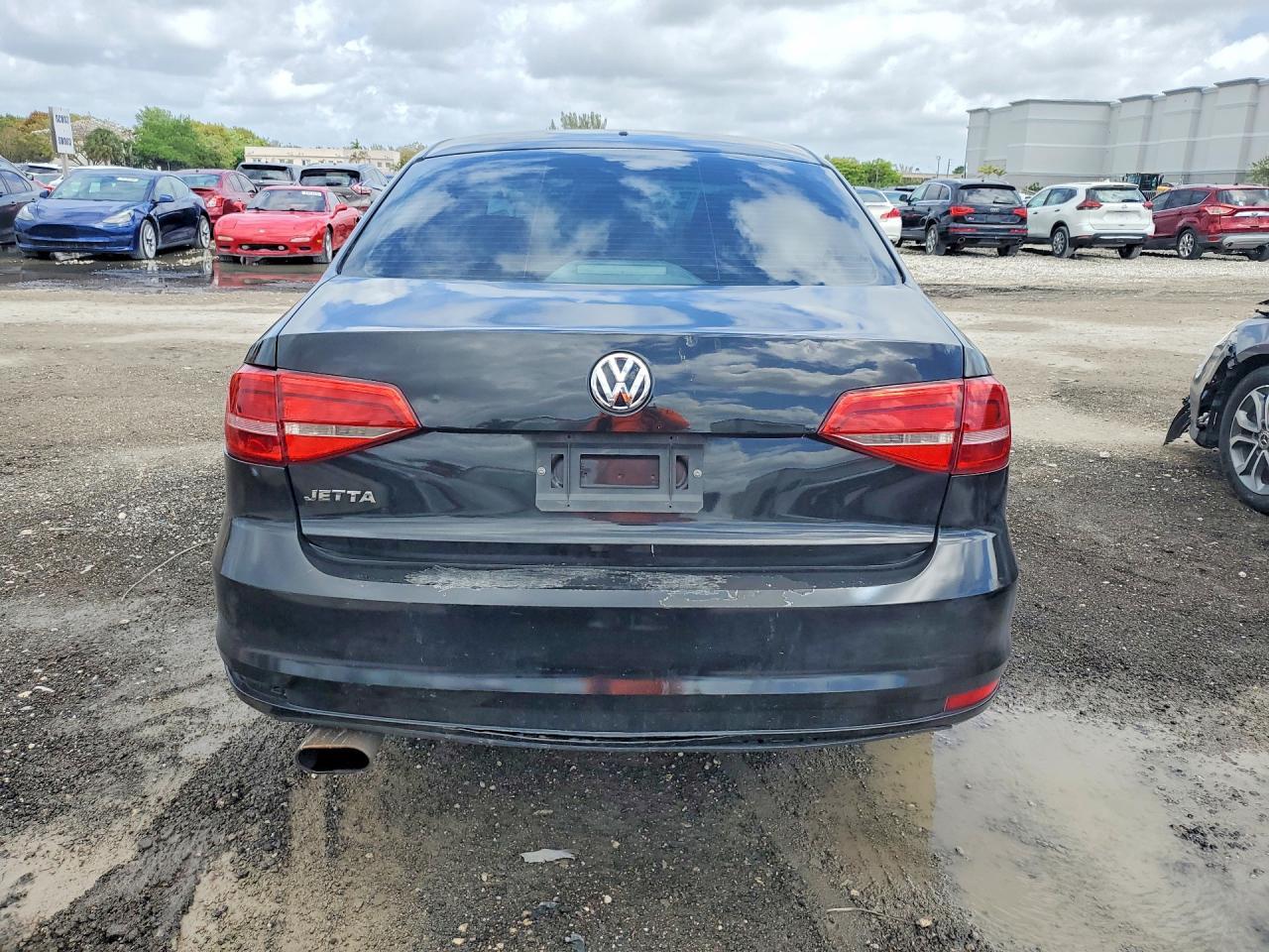 2015 VOLKSWAGEN JETTA