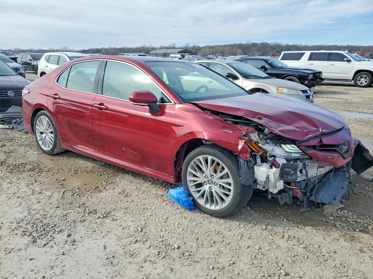 2018 TOYOTA CAMRY