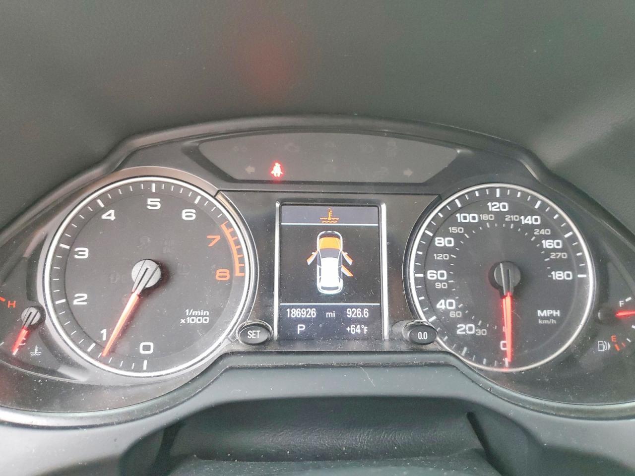 2011 AUDI Q5