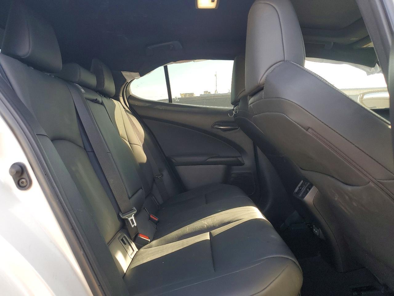 2024 LEXUS UX 250H