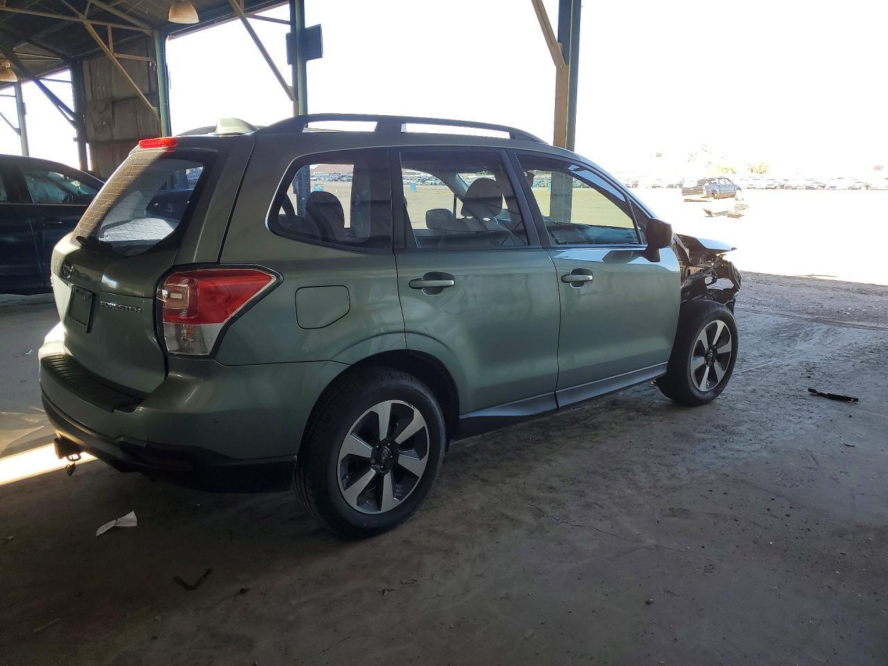 2018 SUBARU FORESTER