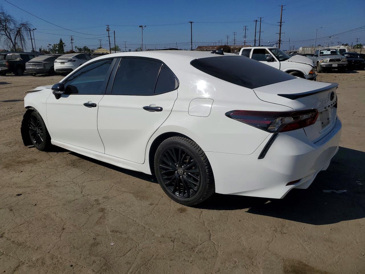 2022 TOYOTA CAMRY