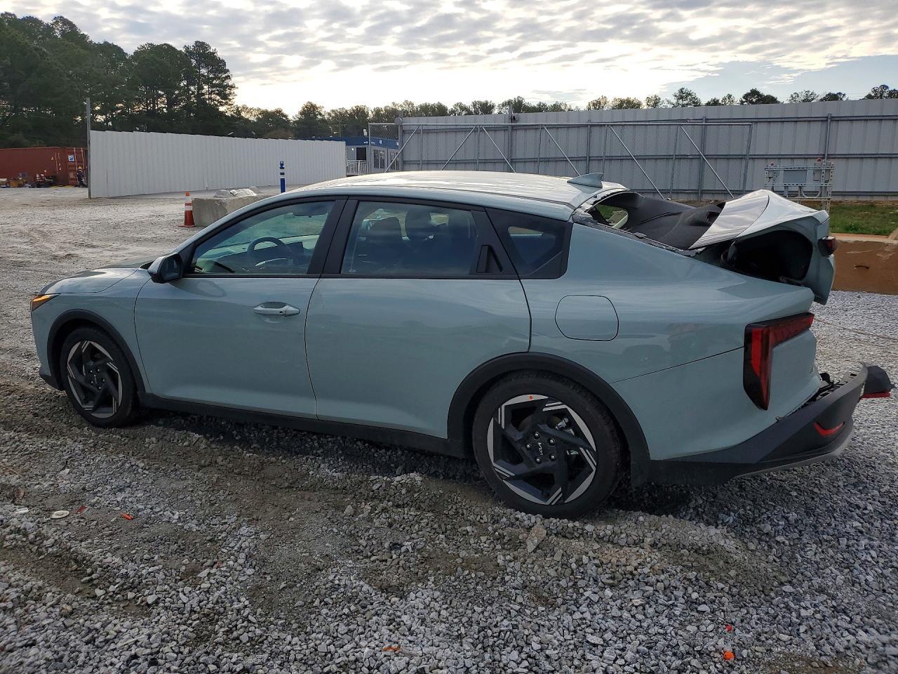 2025 KIA K4