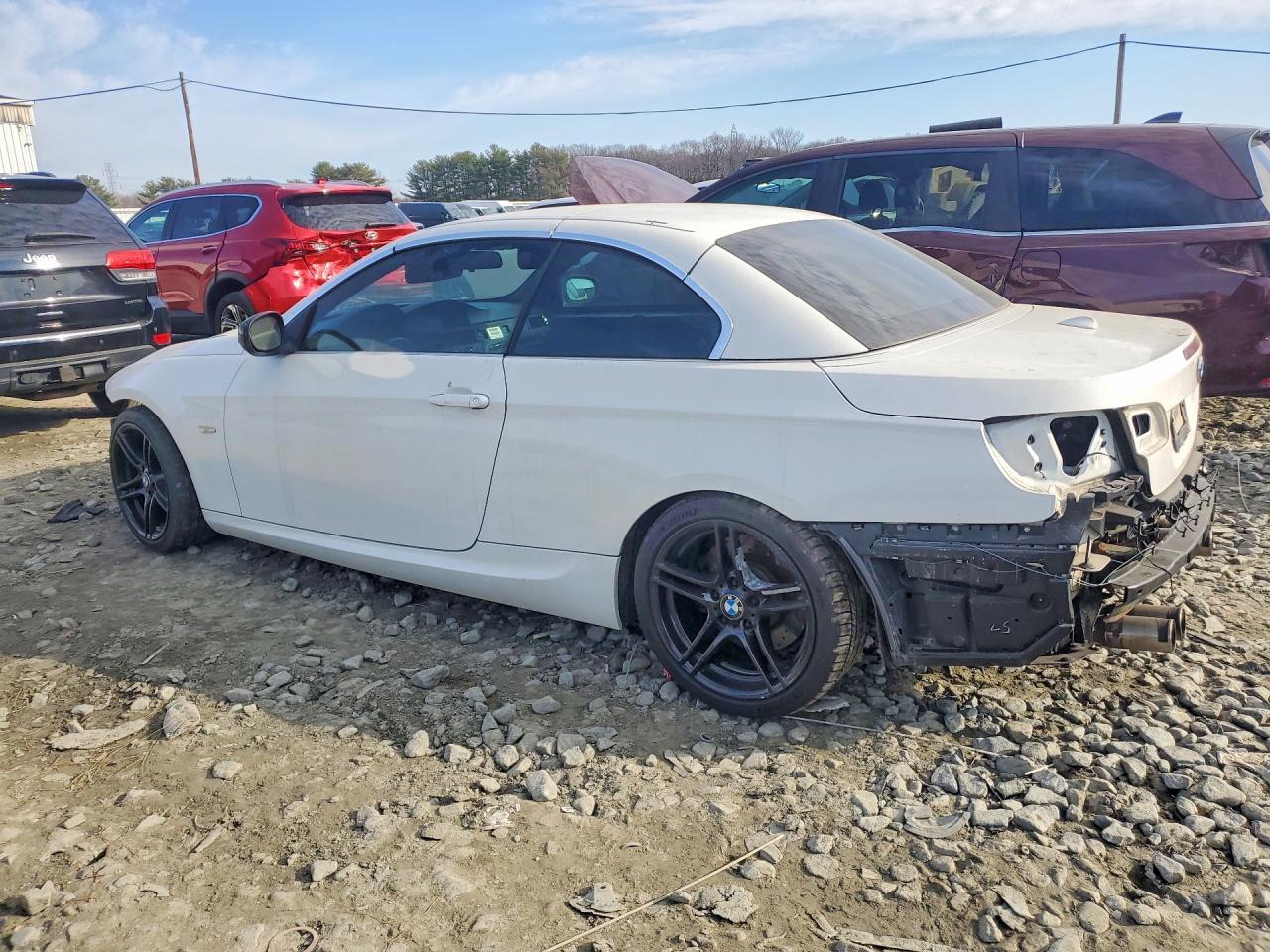 2011 BMW 3 SERIES