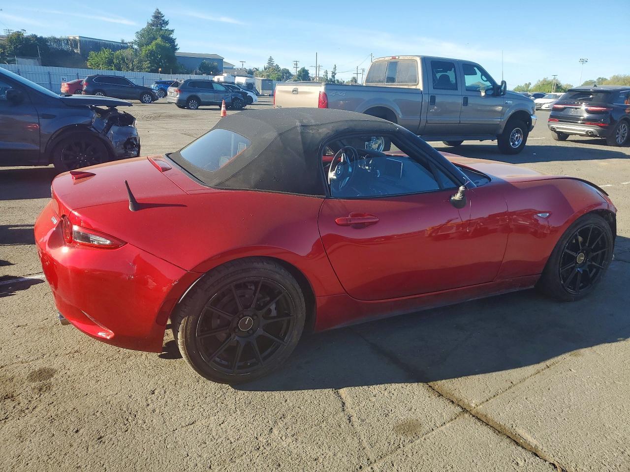 2016 MAZDA MX-5 Miata