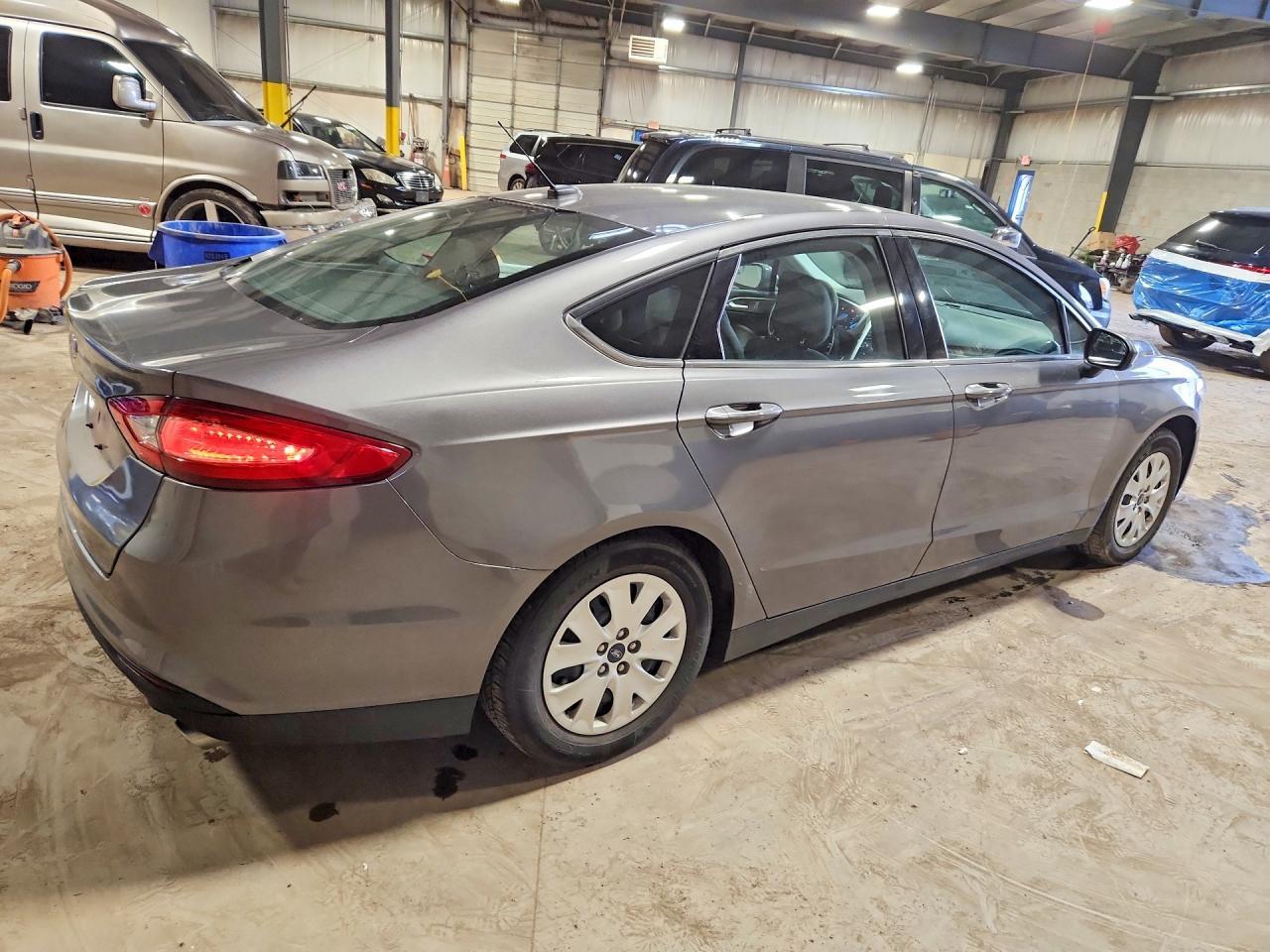 2013 FORD FUSION