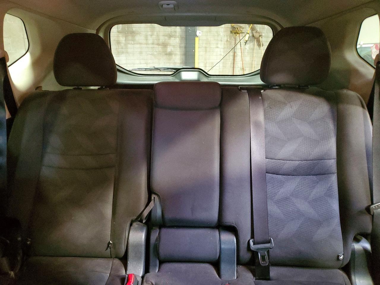 2015 NISSAN ROGUE
